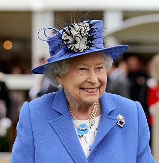 Queen Elizabeth II visit to the Honourable Artillery Company, London, Britain - 01 Jun 2016